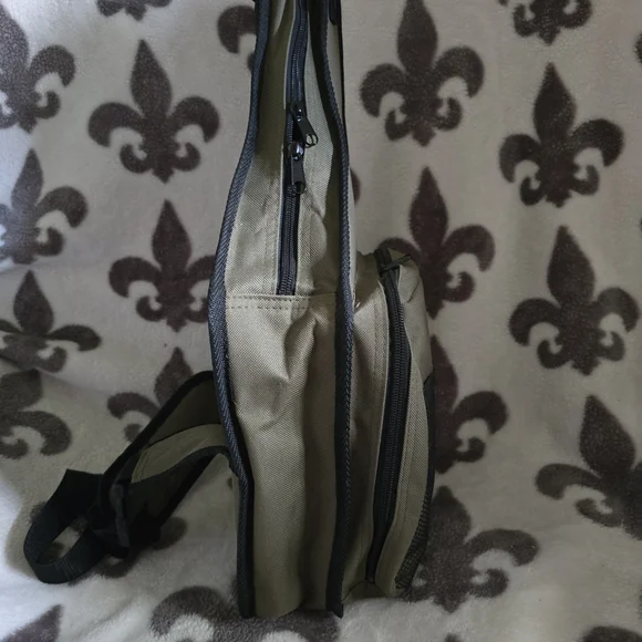 Picnic Sling Bag - Picture 5 of 6